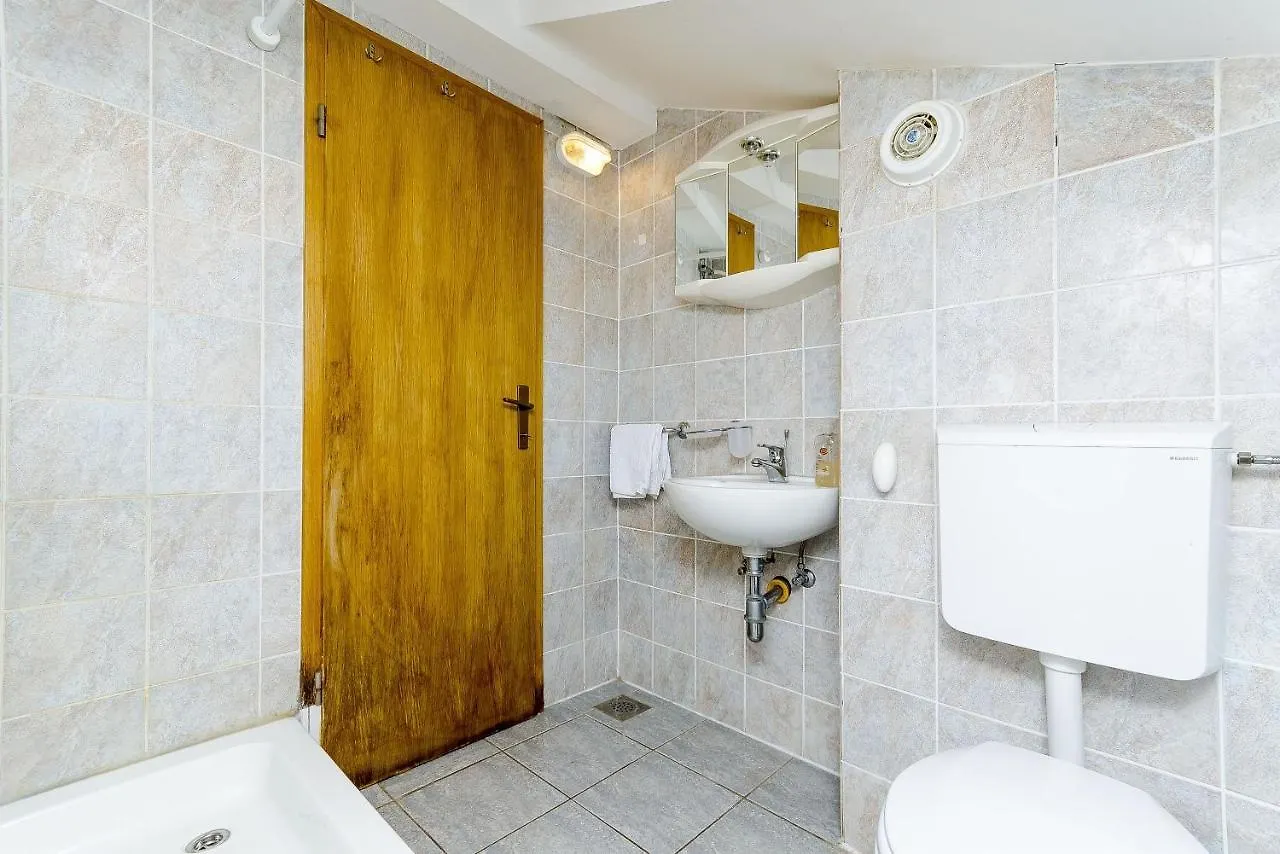Apartments Punta 多吉奥科如 0*,