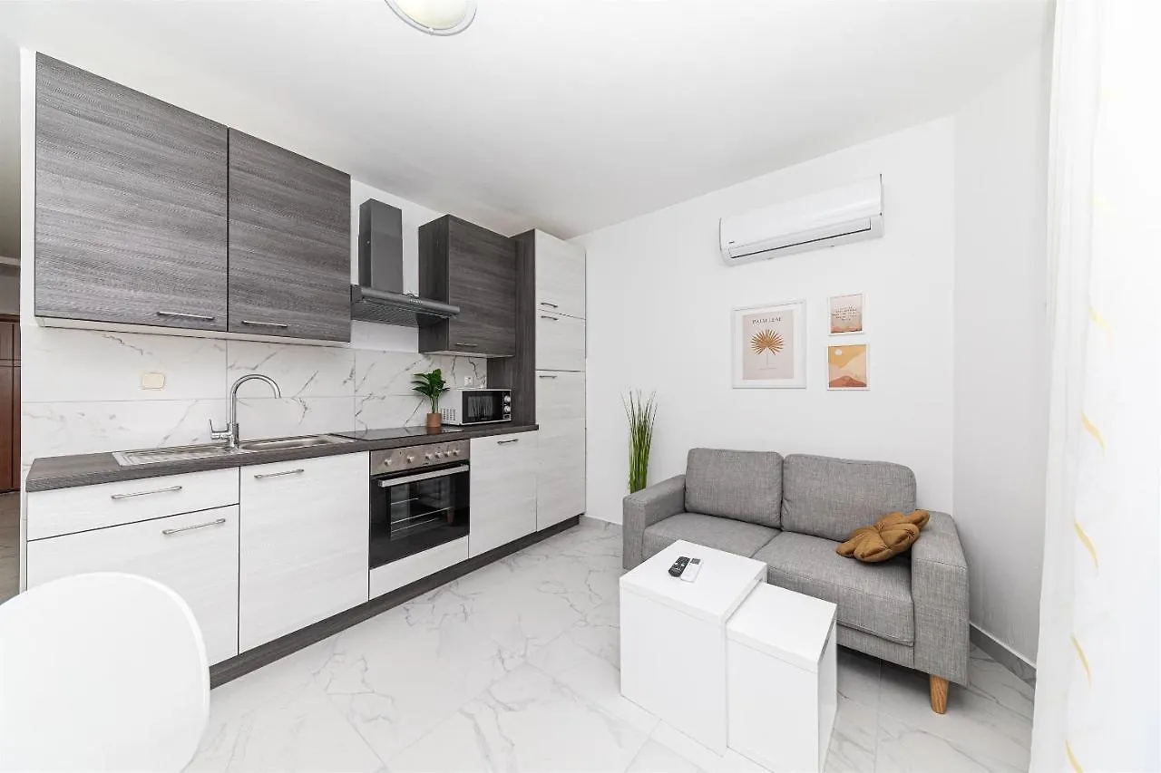 Apartments Punta 多吉奥科如 0*,  克罗地亚